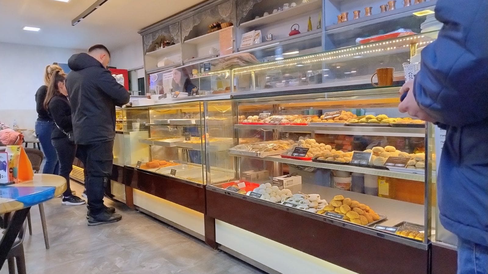 Simit turkish 24/7 cake shop display counter with Turkish sweets