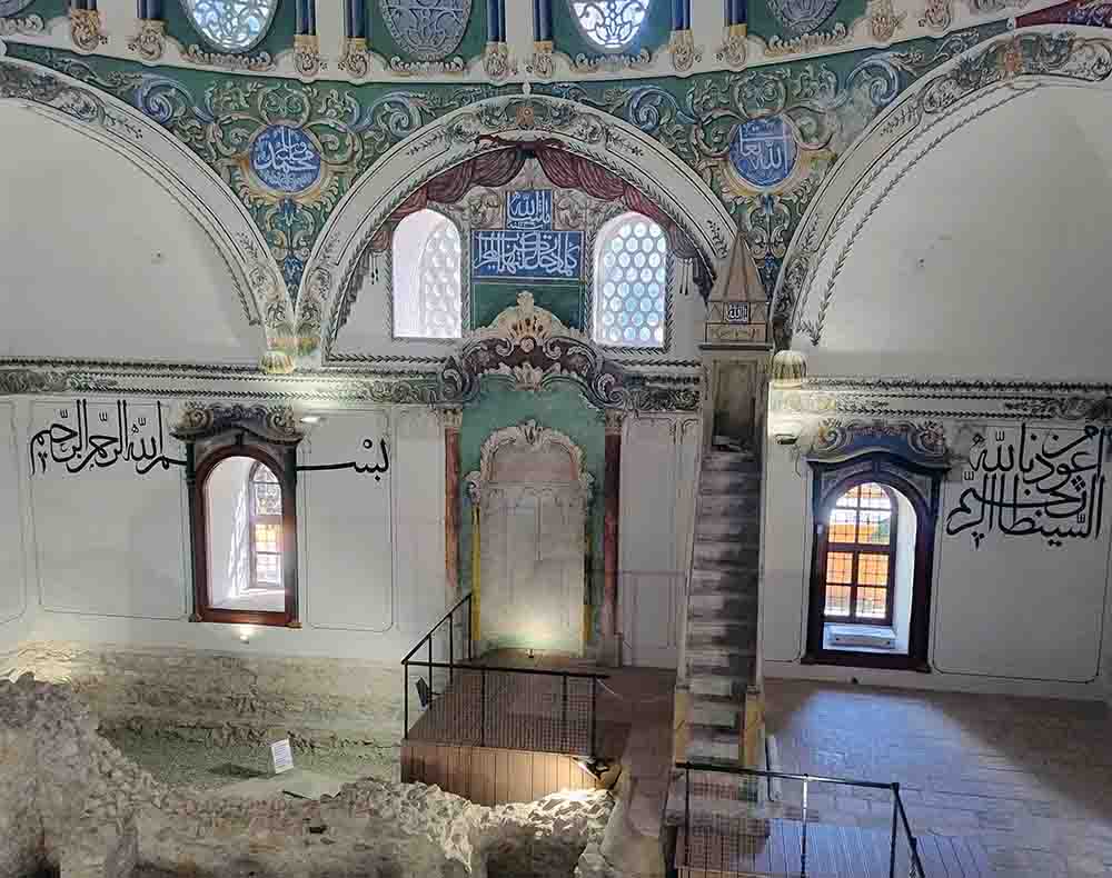 Mirhab and Minbar of Eski Djamia (mosque in Turkish)